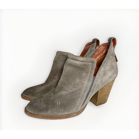 JEFFREY CAMPBELL Women Rosalee Gray‎ Suede Ankle Boots Block Heel Boho Slip On 8 - Picture 1 of 14
